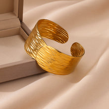 Load image into Gallery viewer, Feathered Gold Bangle Cuff