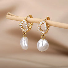 Load image into Gallery viewer, Luxe Pearl Dangle Earrings