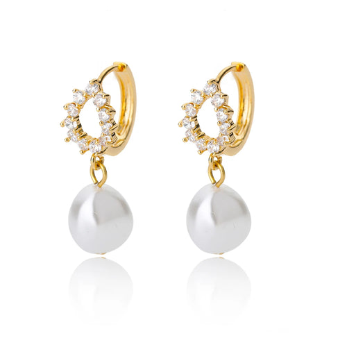 Luxe Pearl Dangle Earrings