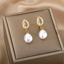 Load image into Gallery viewer, Luxe Pearl Dangle Earrings