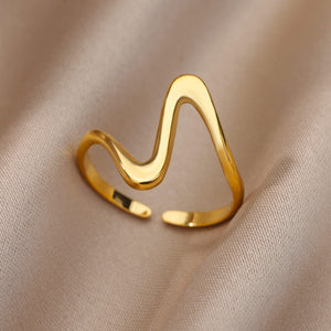 Fluid Wave Ring