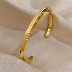 Polished Gold Cuff Bracelet