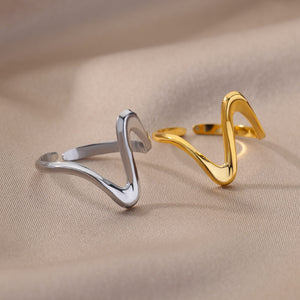 Fluid Wave Ring